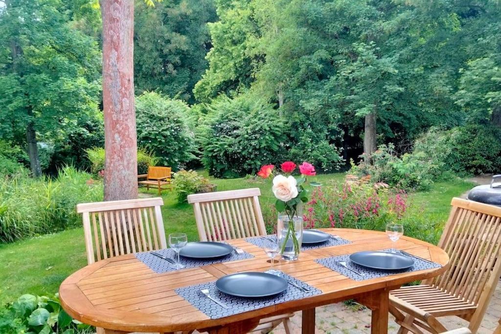 Le Cinq, Au Coeur Du Vexin Villa Themericourt Bagian luar foto